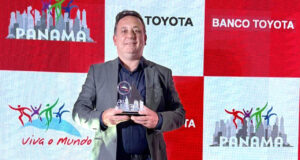 Gerente da Kampai Toyota é destaque nacional em campanha do Banco Toyota